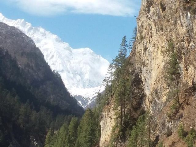 -Round-Manaslu-Trekking